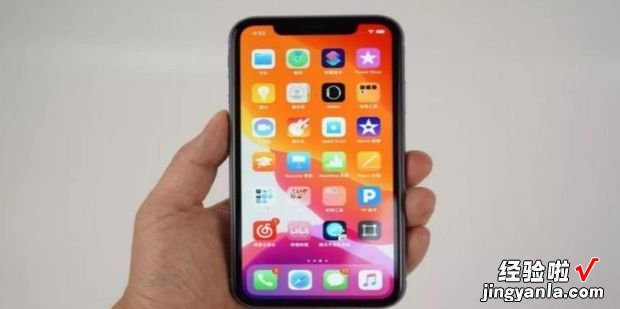 iphone11黑屏但是机器是开着的，iphone11黑屏但是机器是开着的怎么办