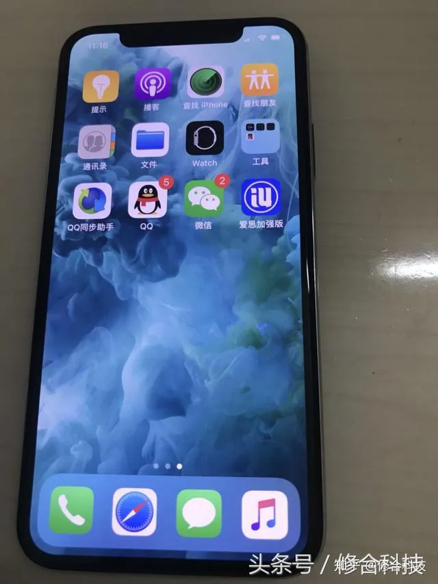 苹果手机iphone X详细拆机分解教程！精细作业！