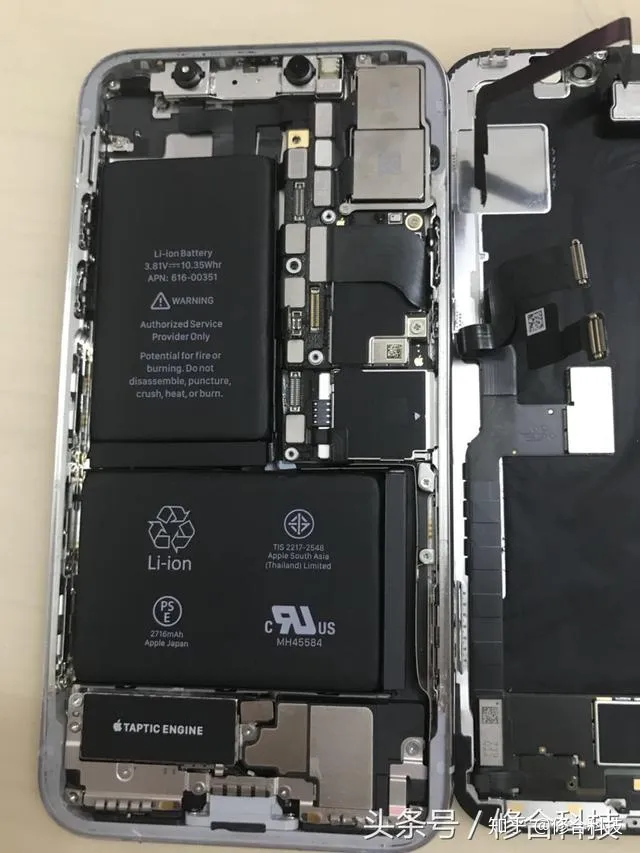 苹果手机iphone X详细拆机分解教程！精细作业！