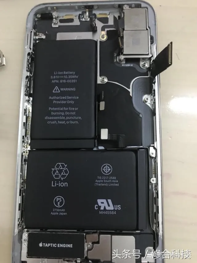 苹果手机iphone X详细拆机分解教程！精细作业！