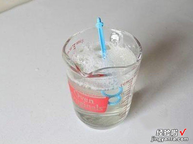 如何配制吹泡泡的水 吹泡泡水的制作方法