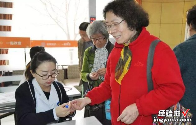 糖尿病要把血糖控制好，学习太重要